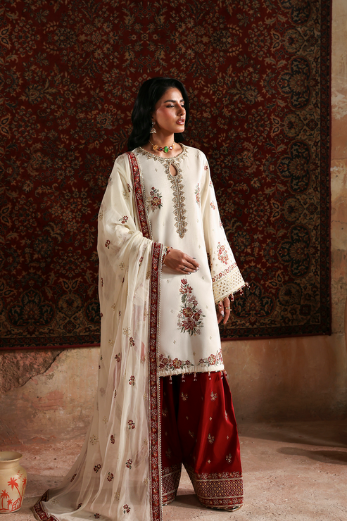 RUKHSAR - Afsana-e-silk by Emaan Adeel at #VogueClothingStudio
