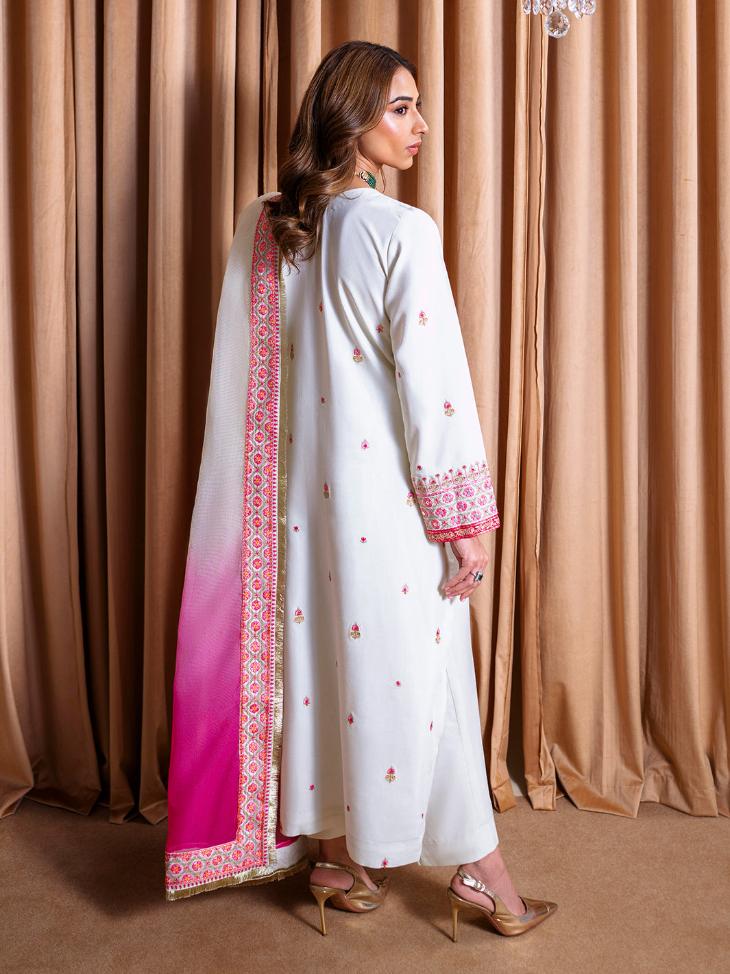 Aida | 3PC Unstitched