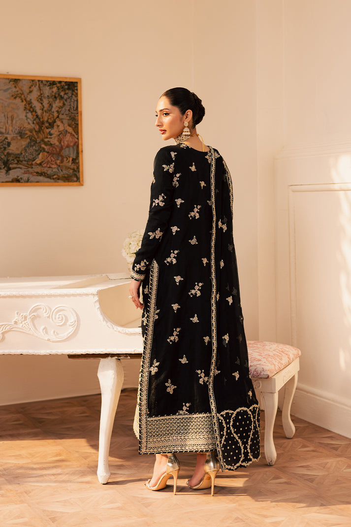 SVARA from Suave luxury formals '25 by Emaan Adeel at #VogueClothingStudio