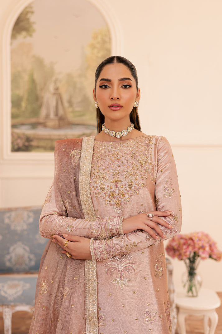 VELITH from Suave luxury formals '25 by Emaan Adeel at #VogueClothingStudio