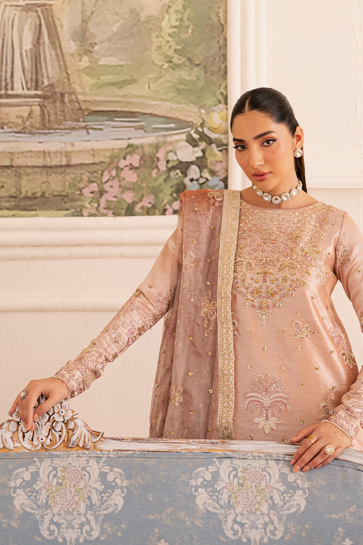 VELITH from Suave luxury formals '25 by Emaan Adeel at #VogueClothingStudio