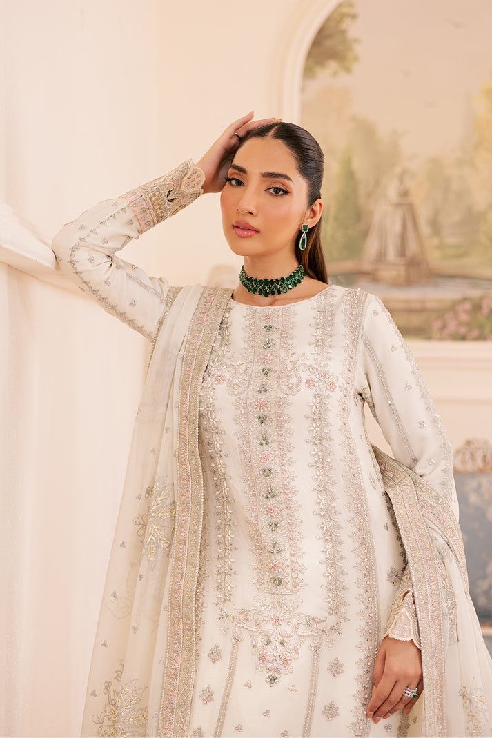 EZELLE from Suave luxury formals '25 by Emaan Adeel at #VogueClothingStudio