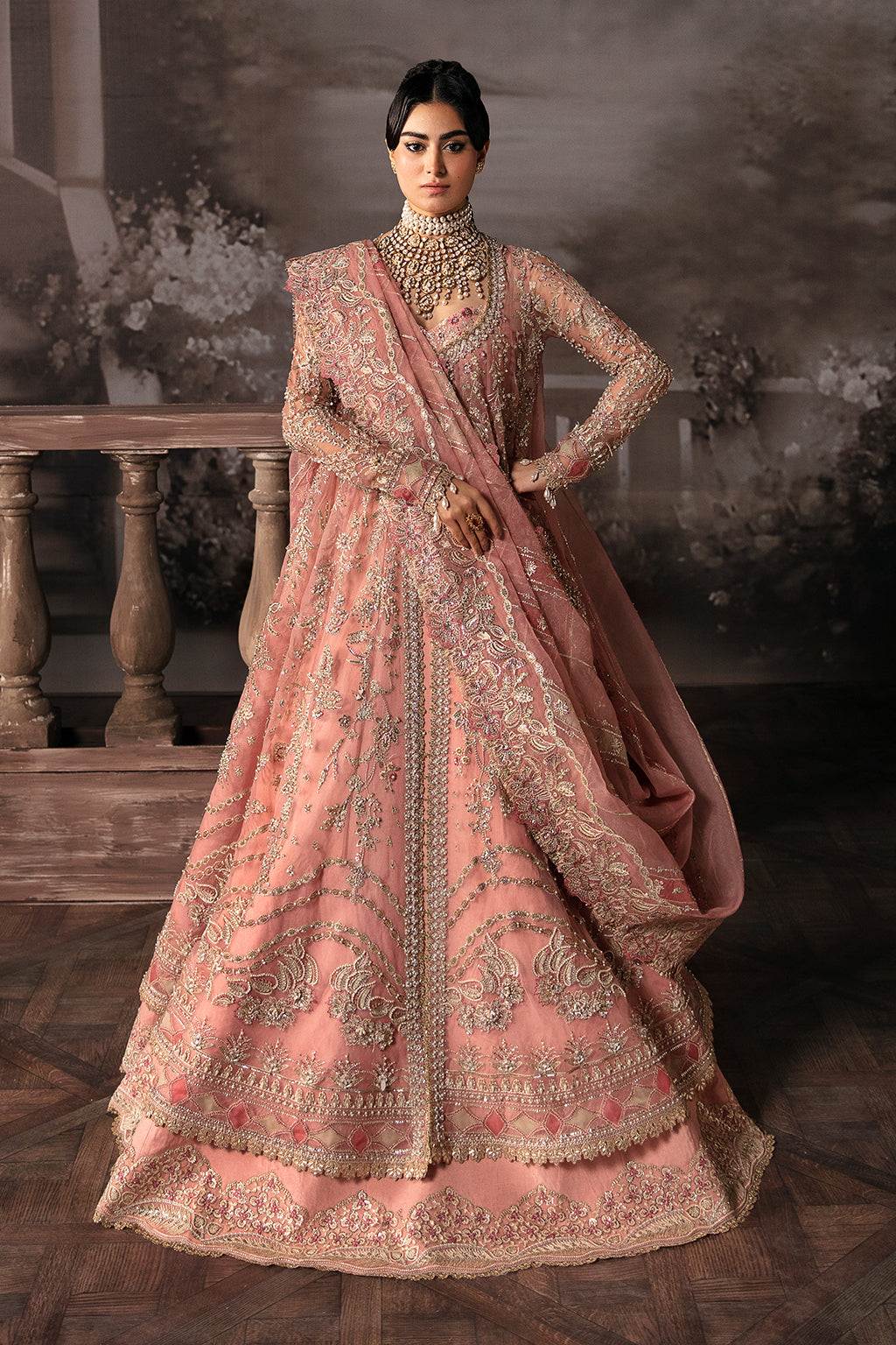 586-Victoria-THE BRIDES EDIT