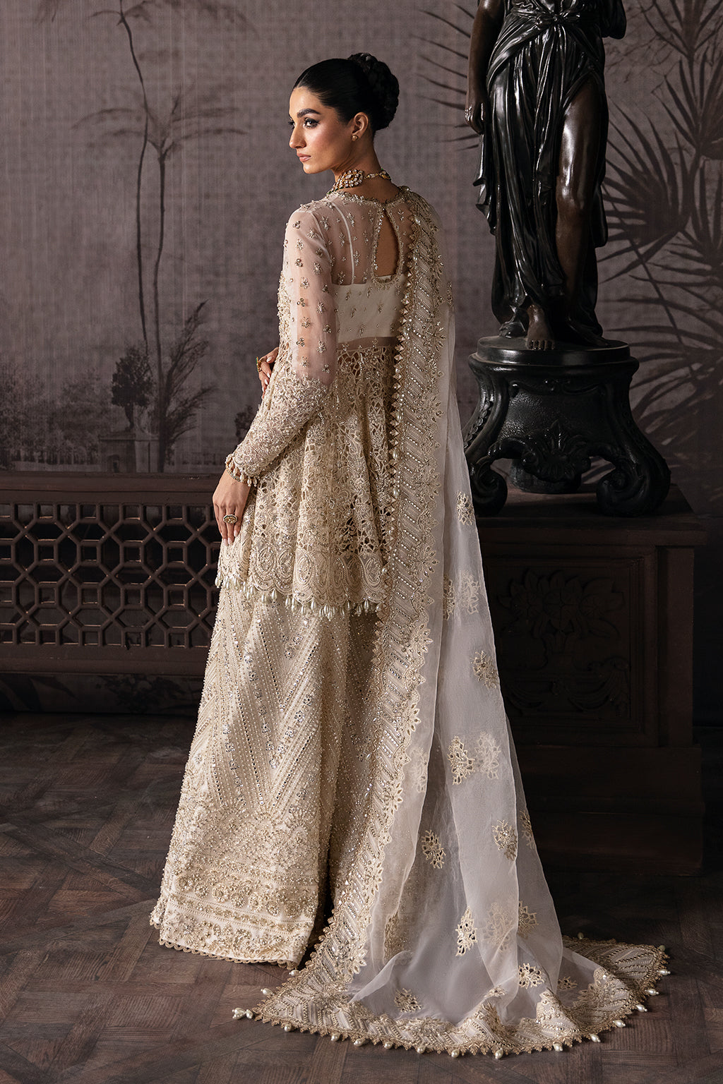 588-Helena-THE BRIDES EDIT