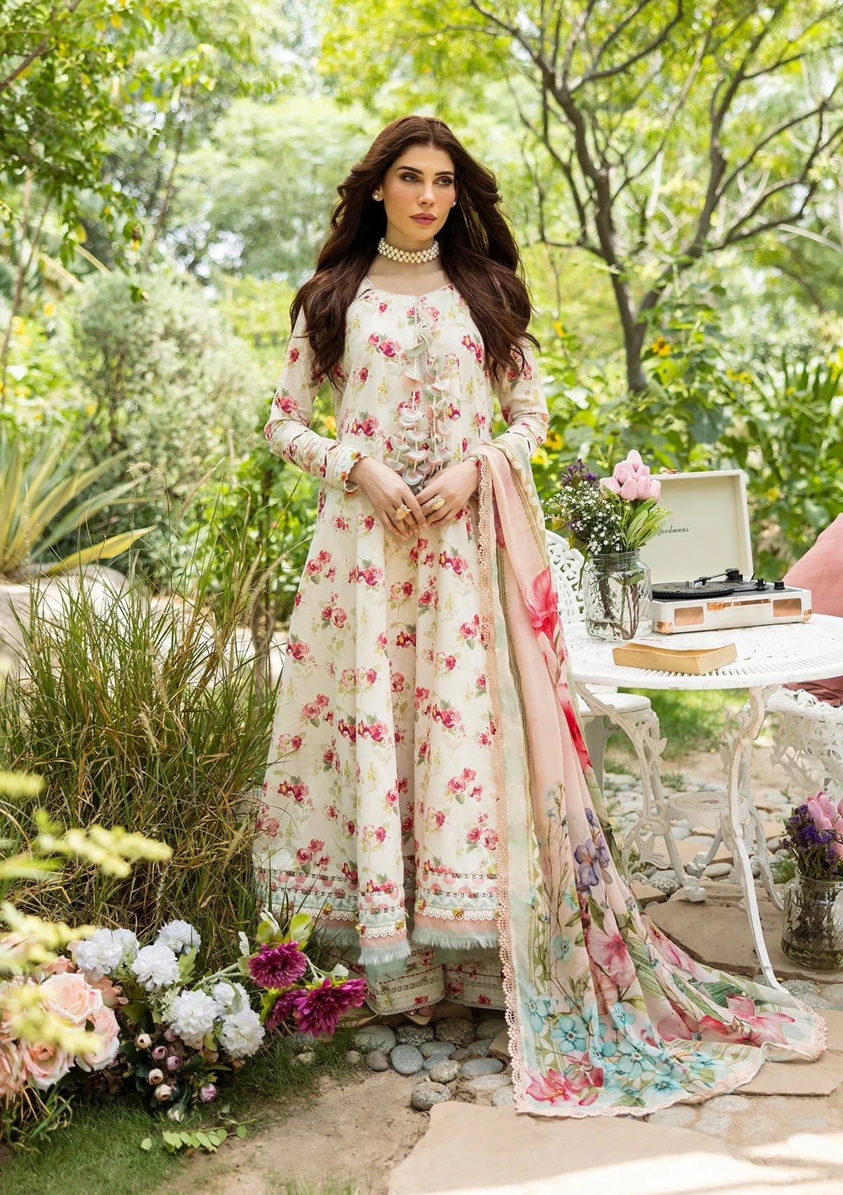 IVORY PEONY DIGITAL PRINTED LAWN FRONT AND DIGITAL PRINTED CHIFFON DUPATTA FROM ELAF PRINTS WITH CHIFFON DUPATTA COLLECTION 2025.