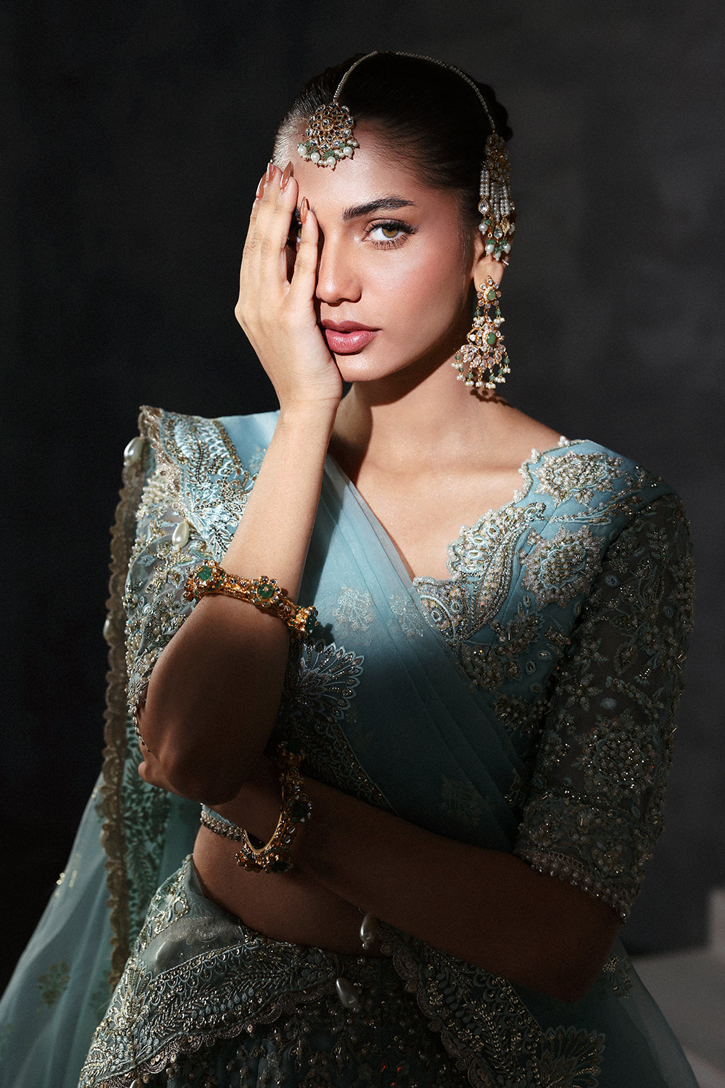 843-Amore-THE BRIDES EDIT