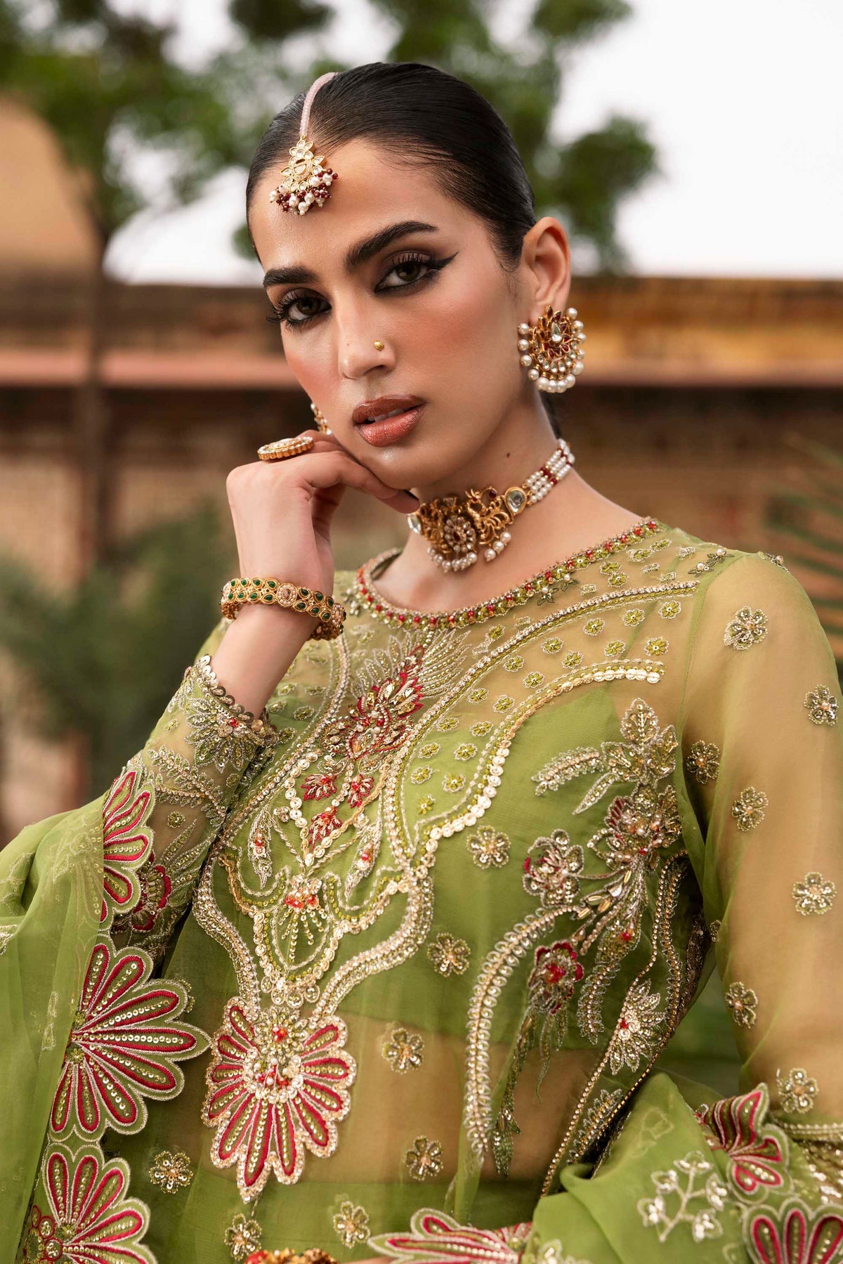 1597 Ambenrin - Sultaniya Luxury Formals by Akbar Aslam at #VogueClothingStudio