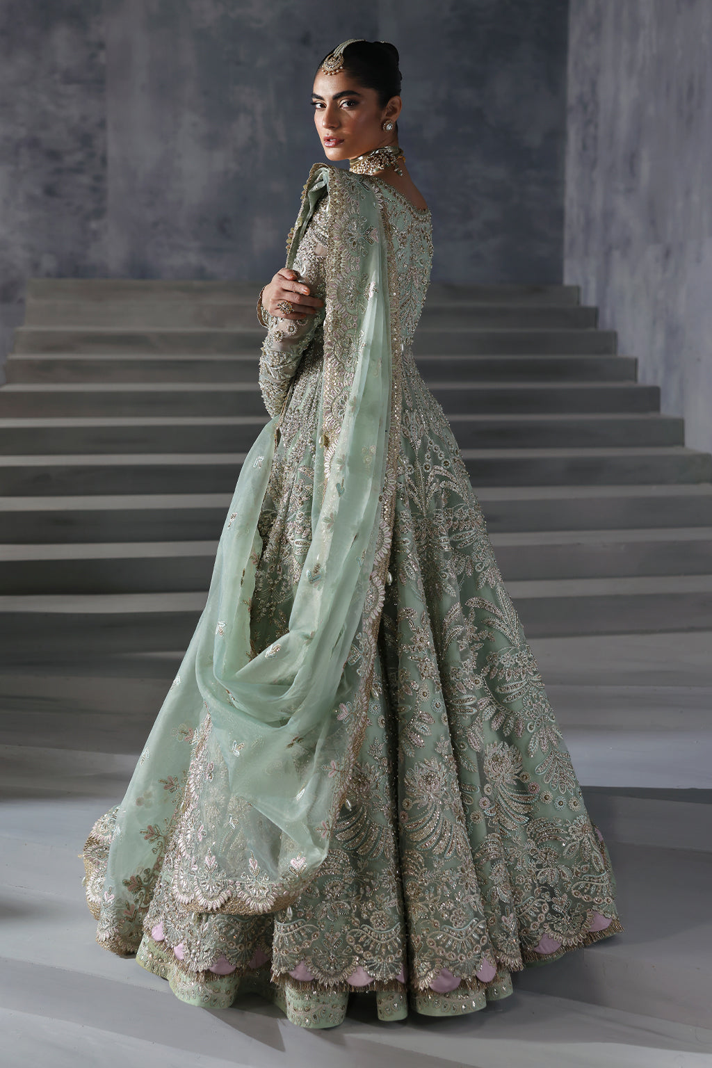 848-Livia-THE BRIDES EDIT