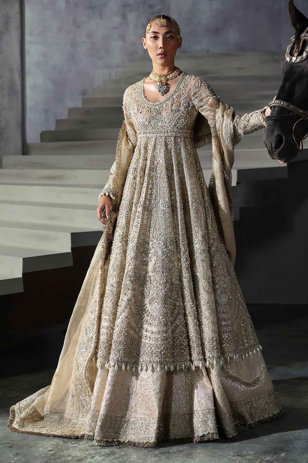 844-Bellezza-THE BRIDES EDIT