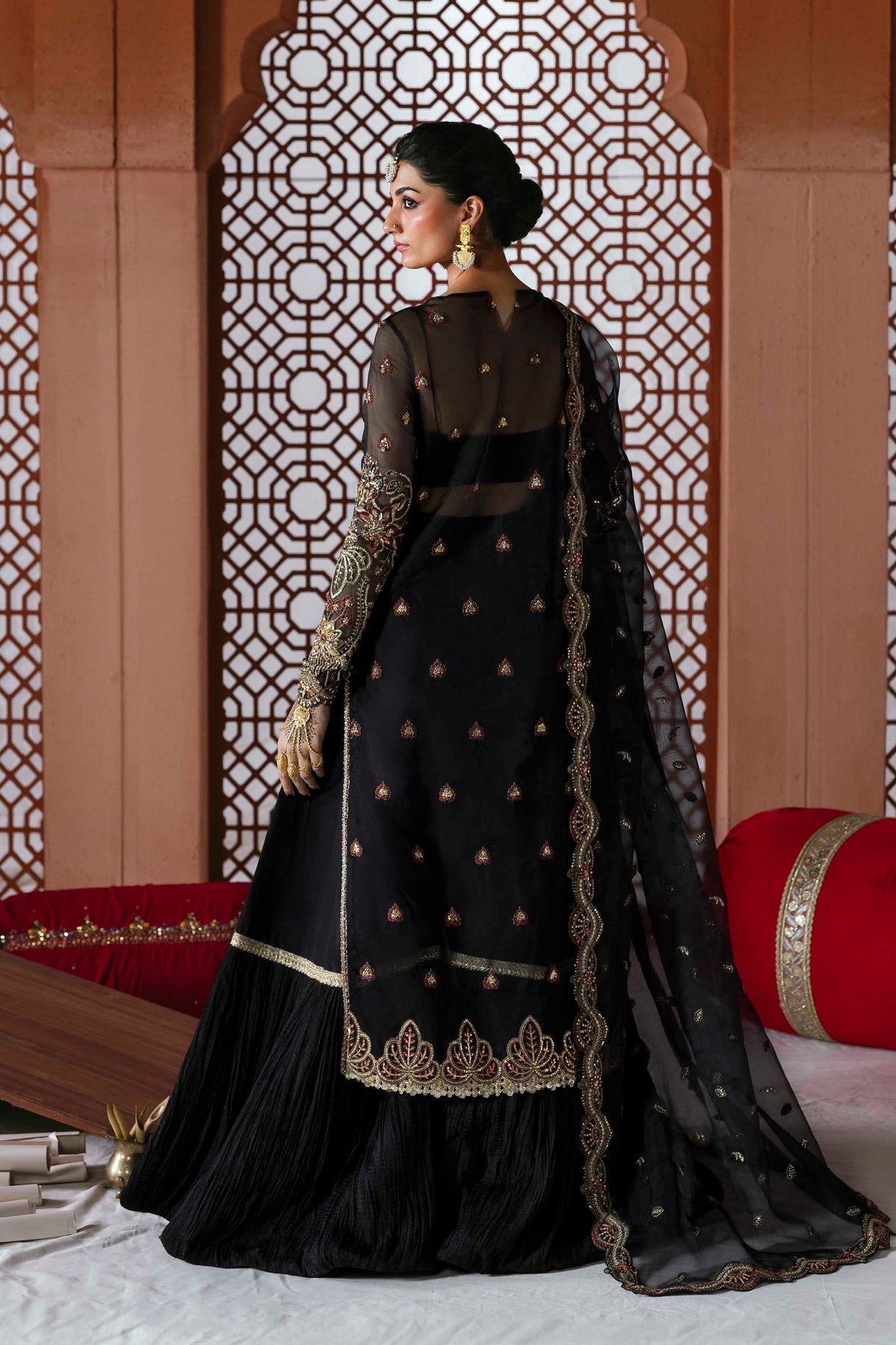 1598 Mehtab - Sultaniya Luxury Formals by Akbar Aslam at #VogueClothingStudio
