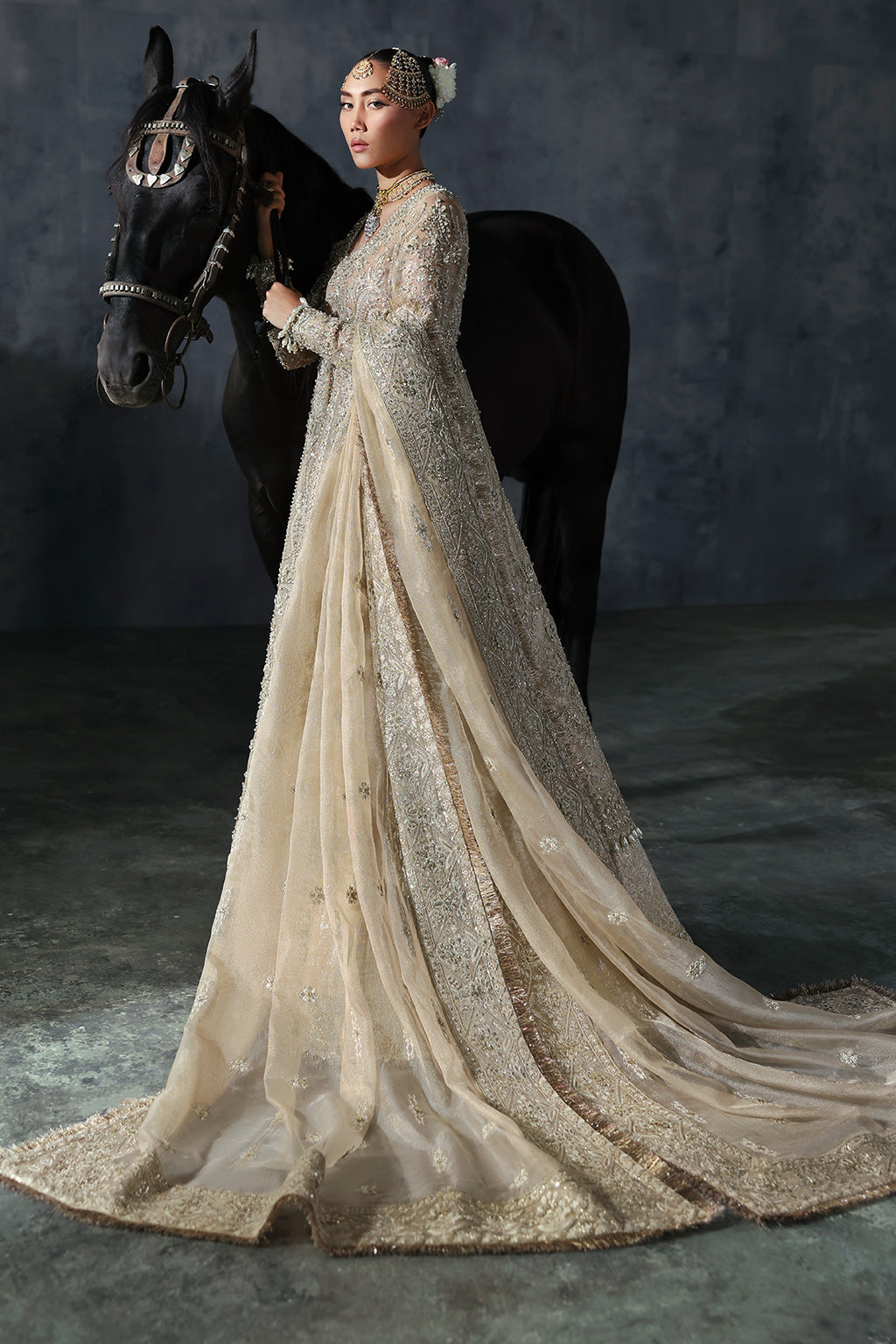 844-Bellezza-THE BRIDES EDIT