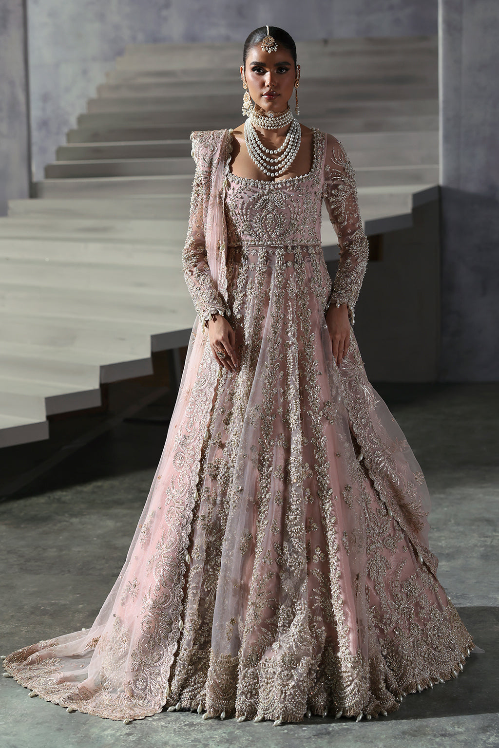 842-Sofia-THE BRIDES EDIT
