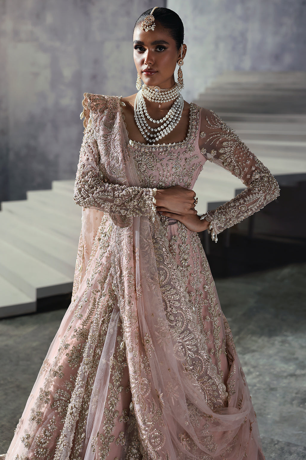 842-Sofia-THE BRIDES EDIT