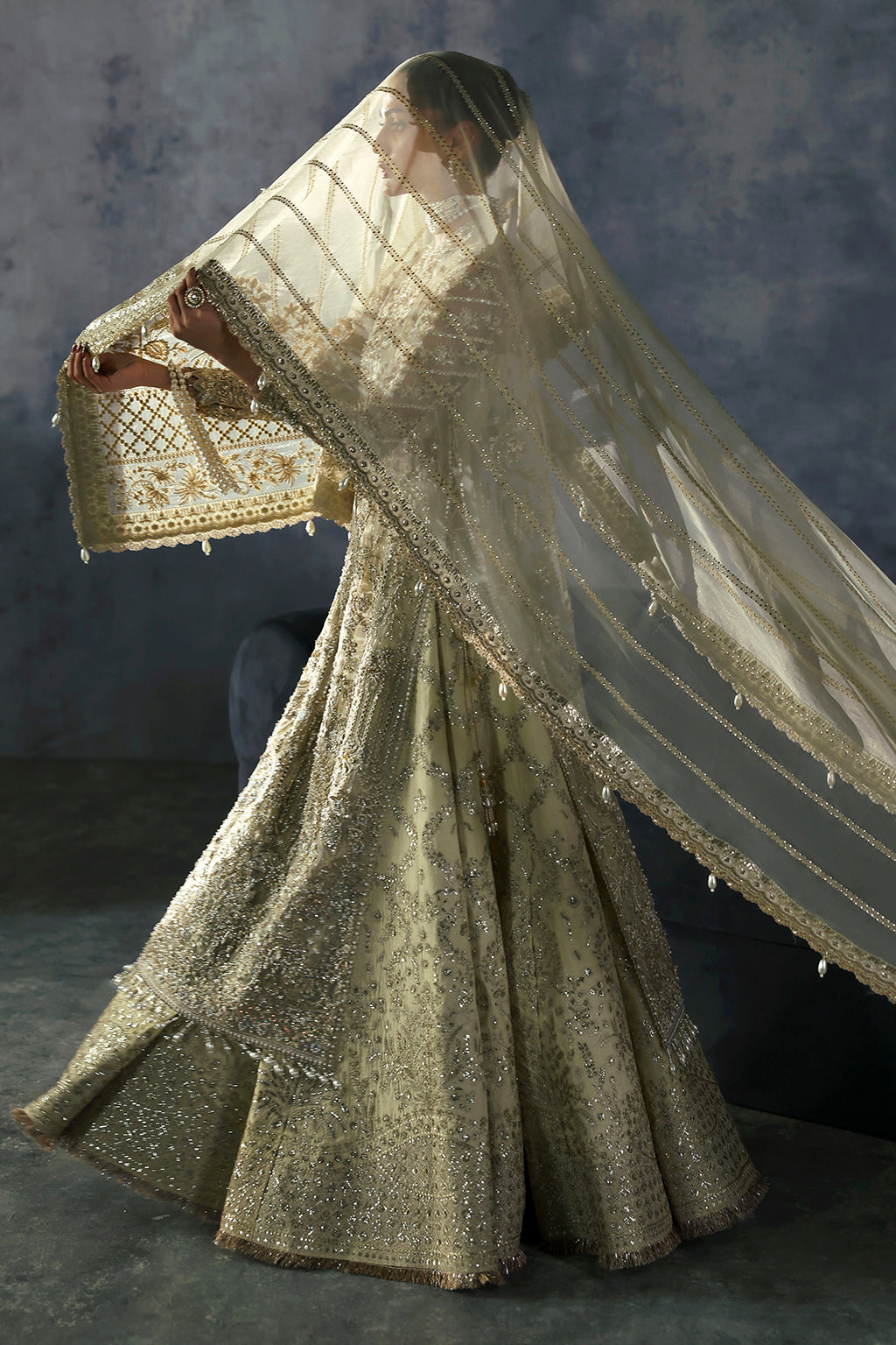 846-Orazio-THE BRIDES EDIT
