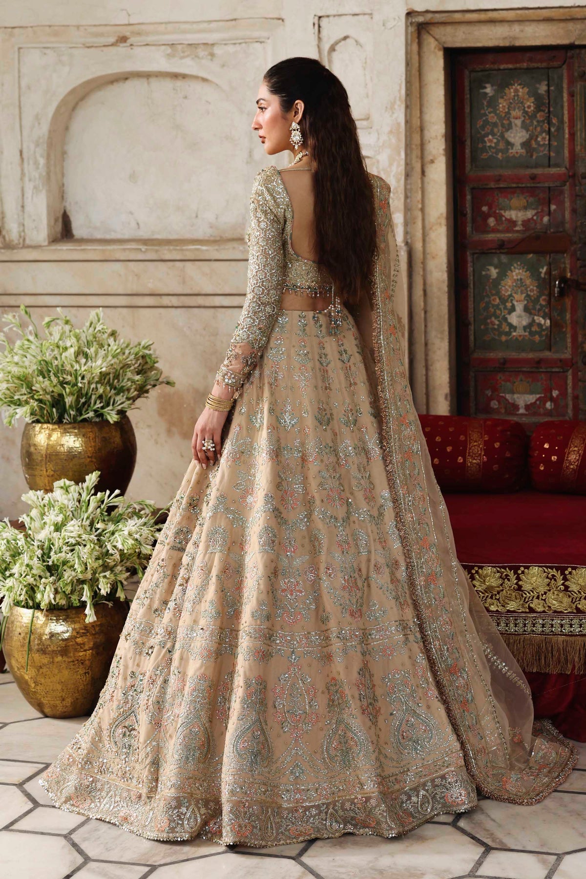 1600 Nuraan - Rang Mehal by Akbar Aslam at #VogueClothingStudio