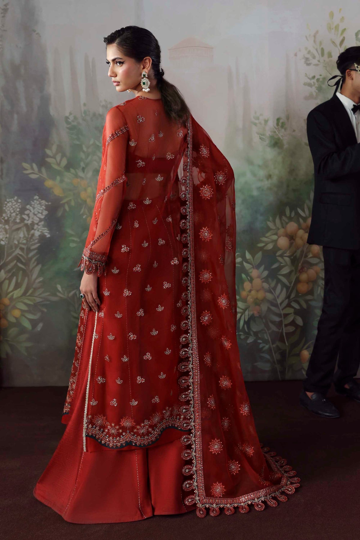 1585 Laalroz - Mastani Luxury Formals
