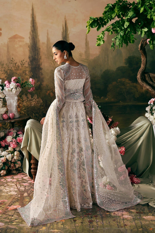 Queen from La Fuchsia'26 by Afrozeh at #VogueClothingStudio