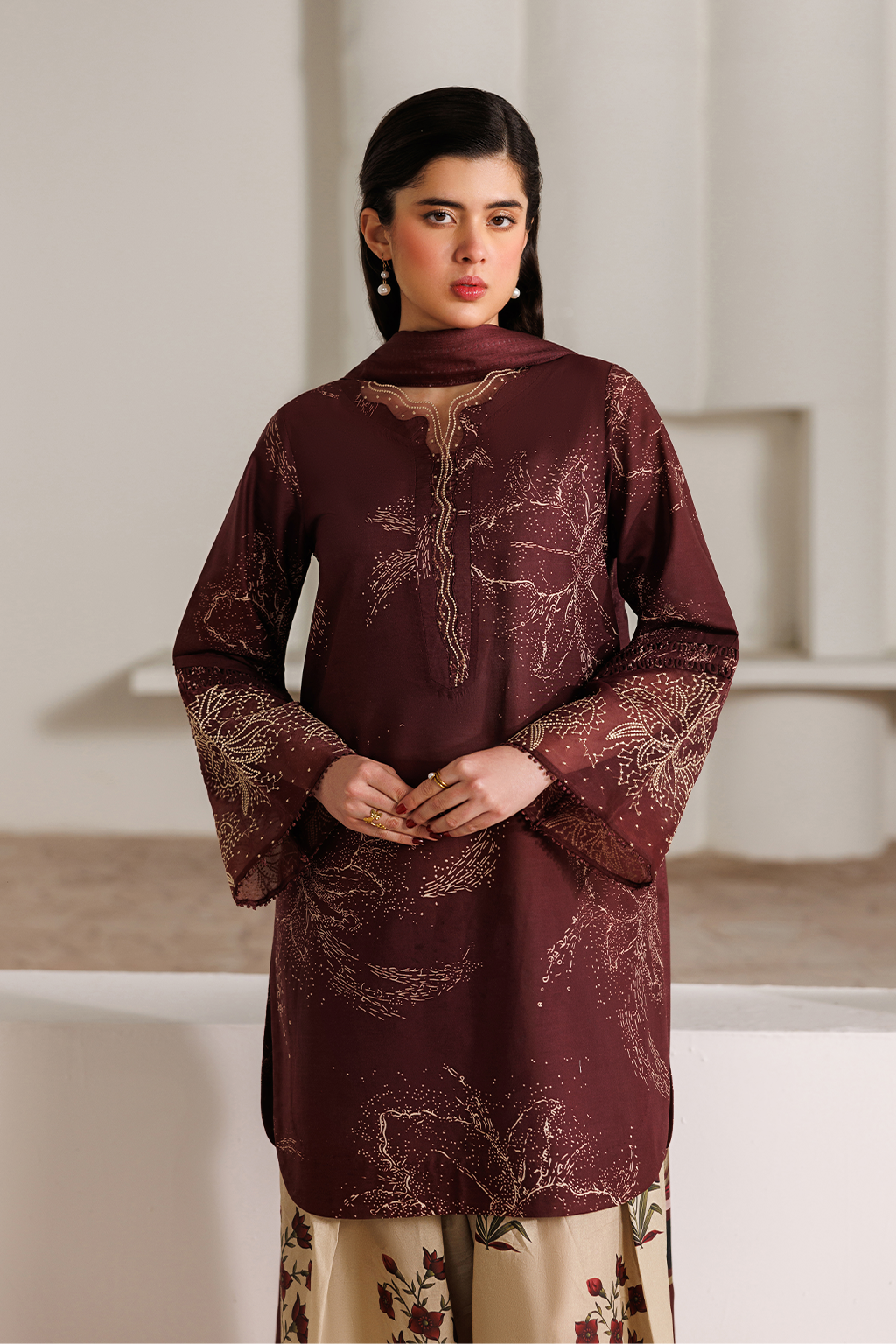 UE-642 Printed Lawn