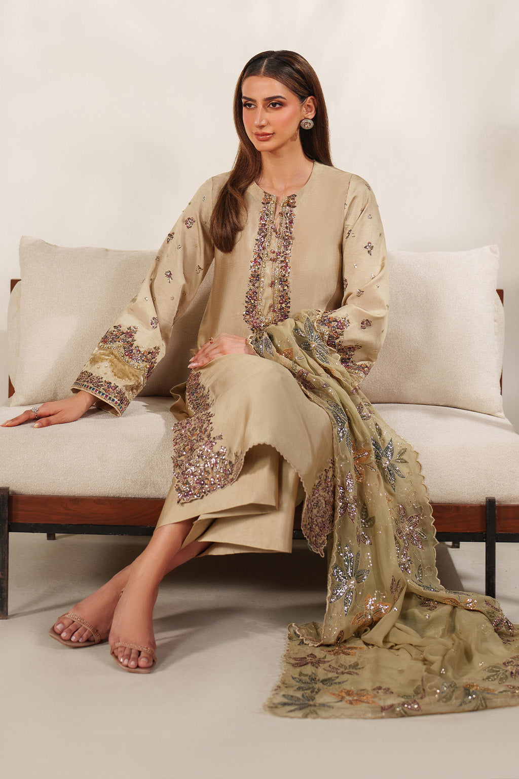 UE-617 Sheesha Silk