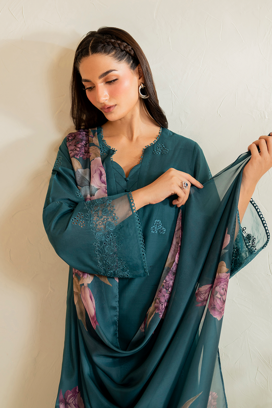 UE-482 Embroidered Lawn