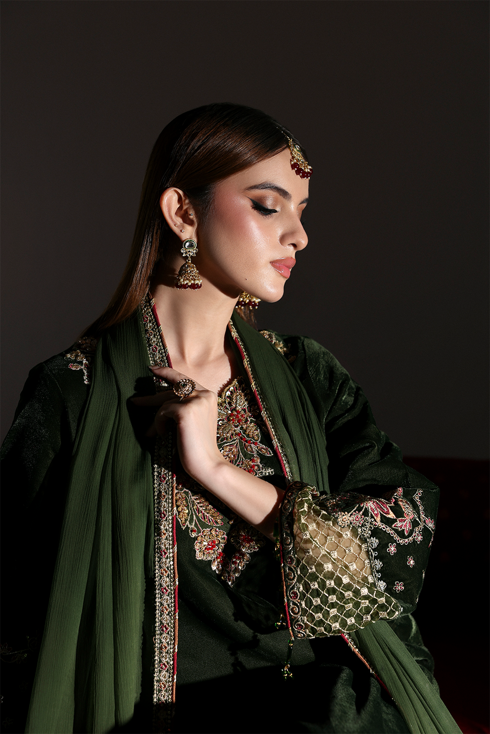 AARISH Zarposh velvet collection by Emaan Adeel at #VogueClothingStudio