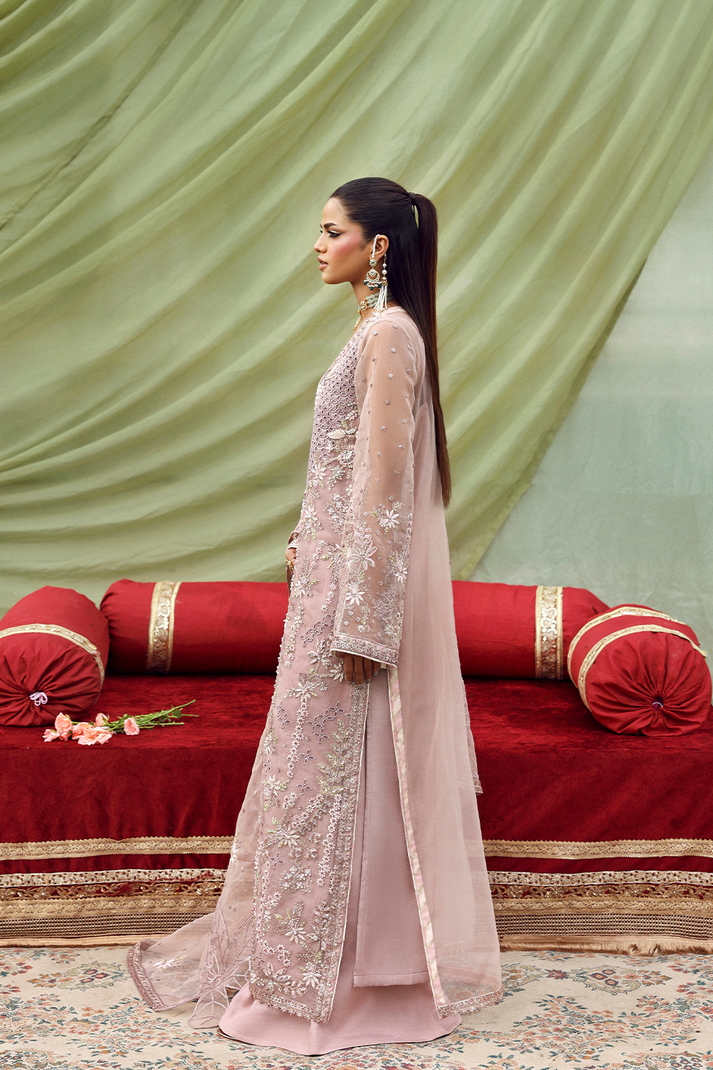 GULRUKH from Romansiyyah luxury formal '25 by Emaan Adeel at #VogueClothingStudio