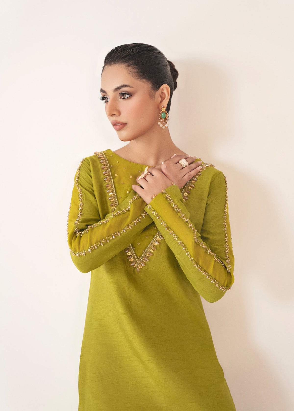 Vesper - Dastoor Collection