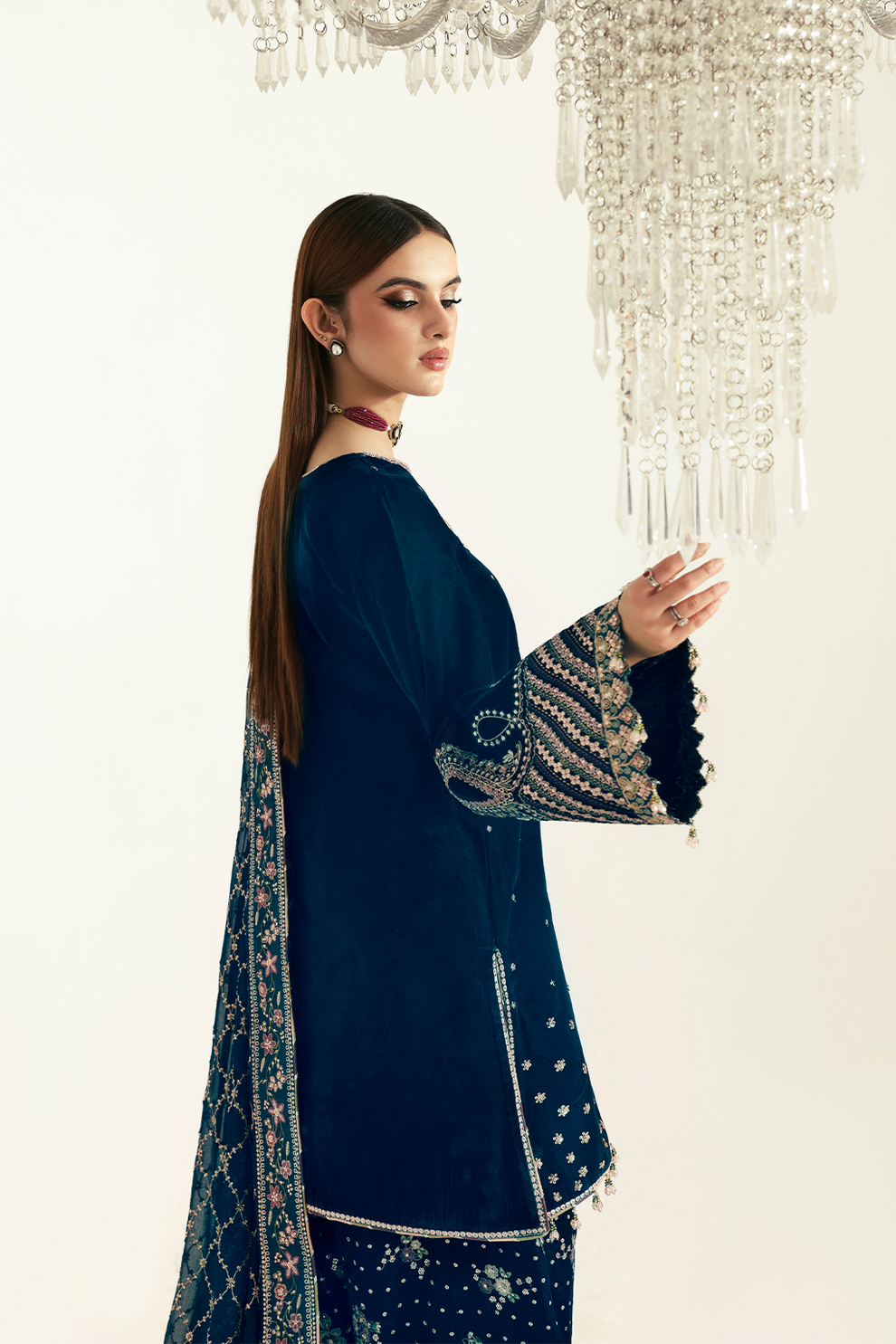 JAHANARA Zarposh velvet collection by Emaan Adeel at #VogueClothingStudio