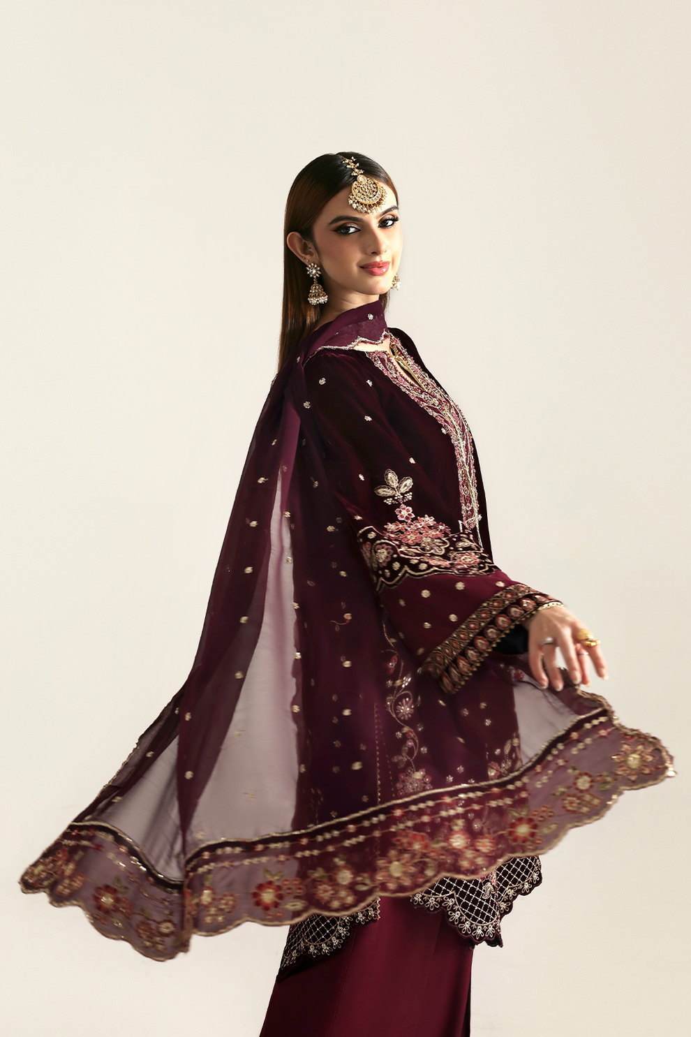 KANWAL Zarposh velvet collection by Emaan Adeel at #VogueClothingStudio