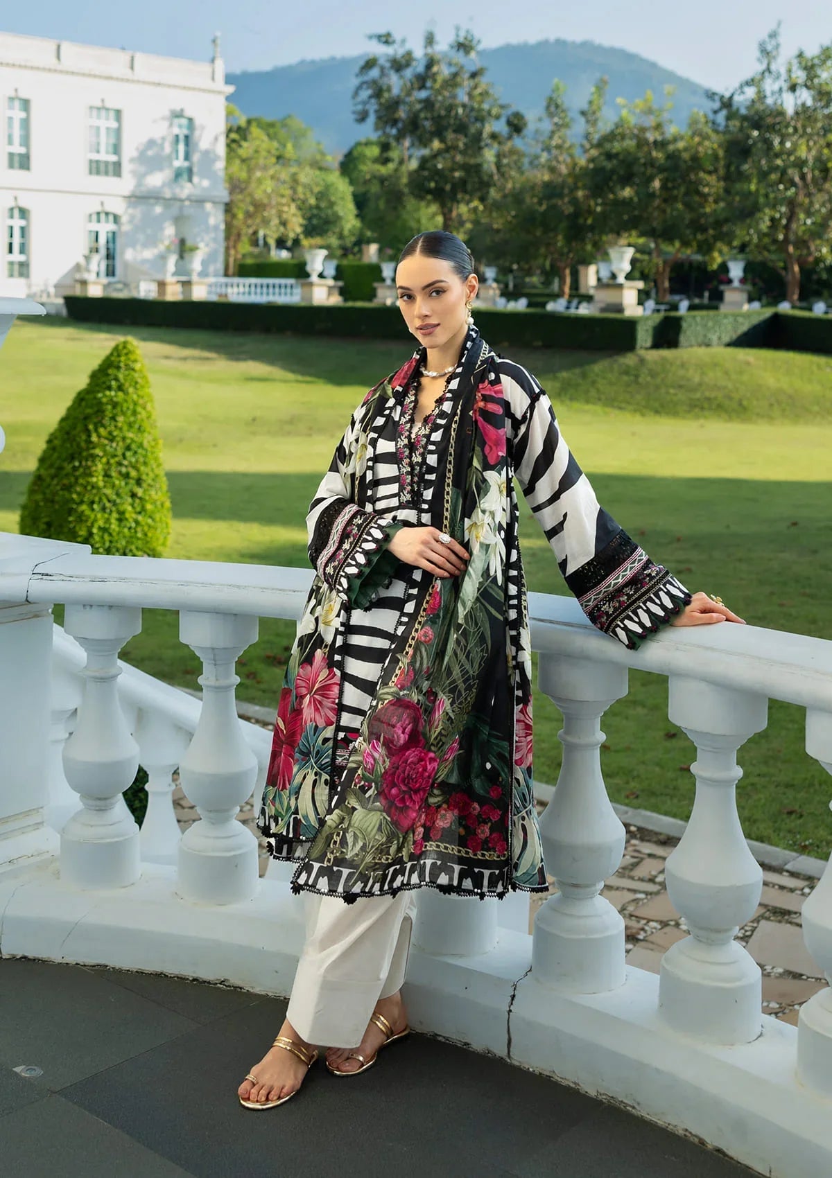Elegent dress CHARLOTTE from ELAF PRINTS COLLECTION 2025.