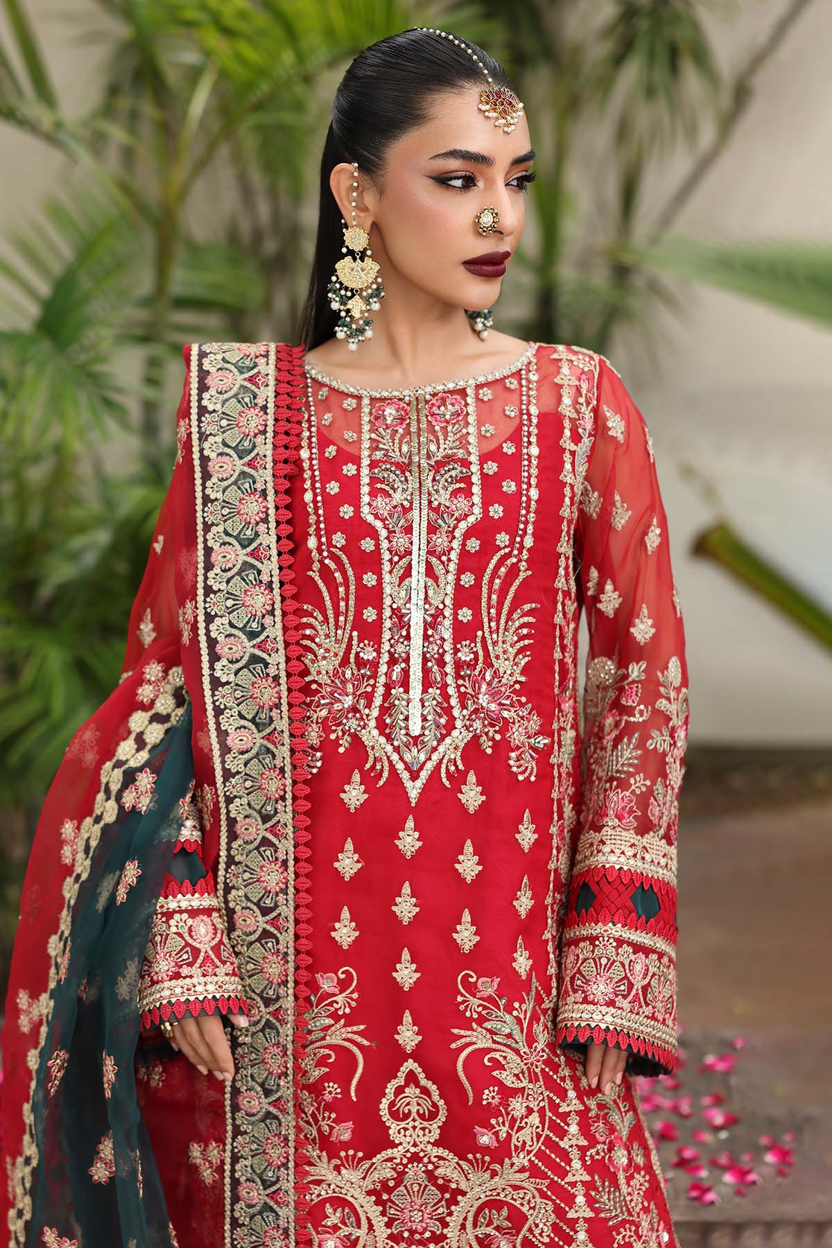 I-231 SAROSH - Saiyara Luxury Formals by Imrozia at #VogueClothingStudio
