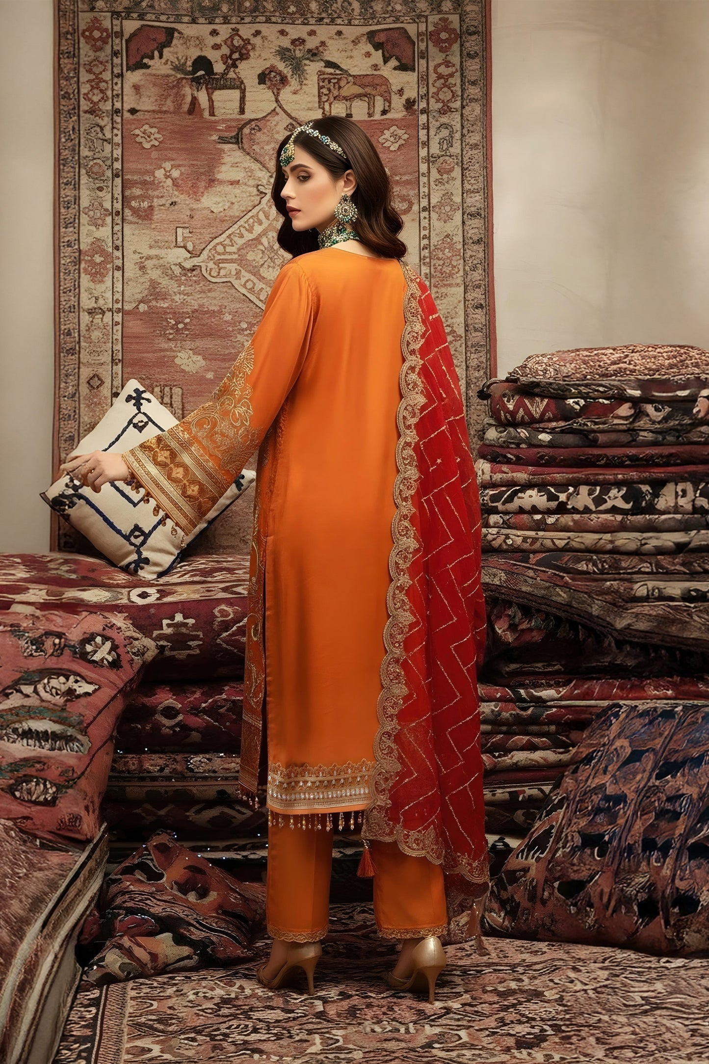 I-244 Esmara- Mehr-e-Mah by Imrozia at #VogueClothingStudio