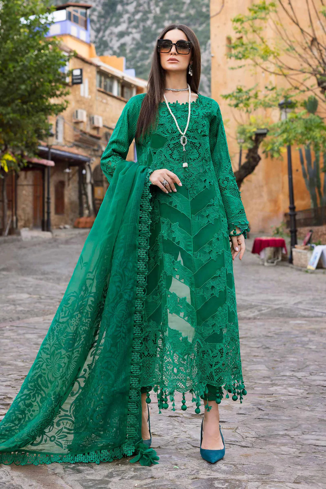 3 Piece Stitched Embroidered Lawn Suit | D-2508-B