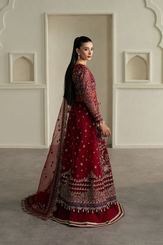 Naqqash from Pehli Nazar '25 by Ayzel at #VogueClothingStudio