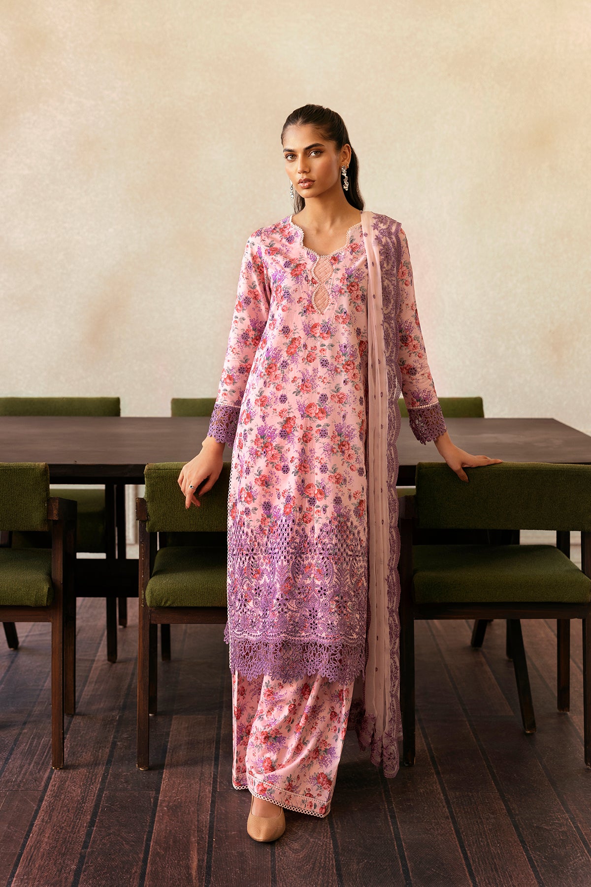 9749-Dusk Laced -Day break Printed kari '2025
