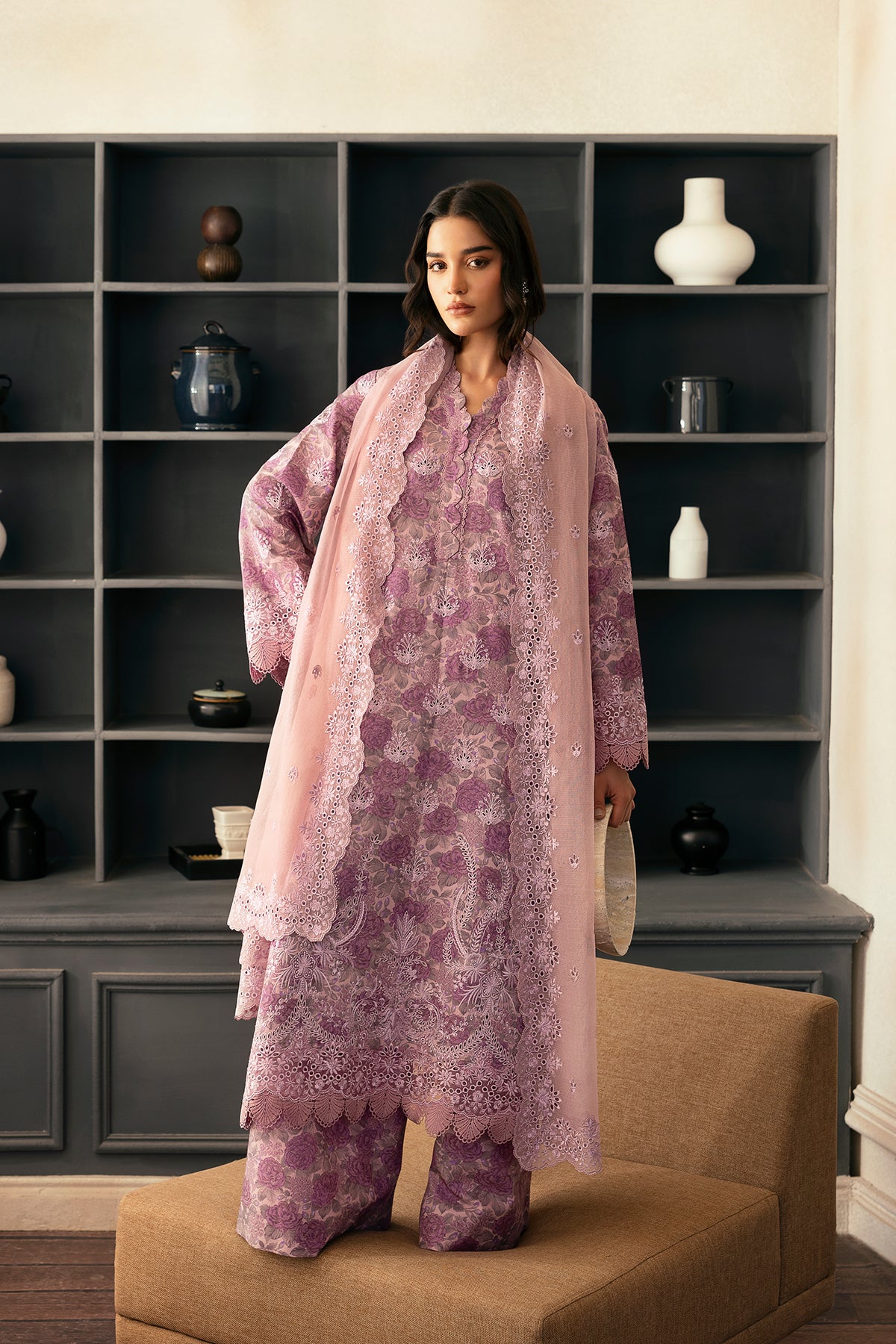 9761-Rain Warmed -Day break Printed kari '2025