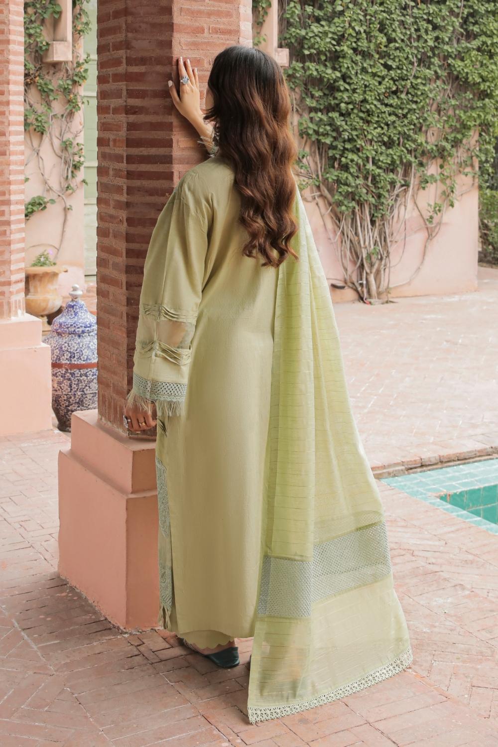 3 PC STITCHED | EMBROIDERED LAWN SUIT