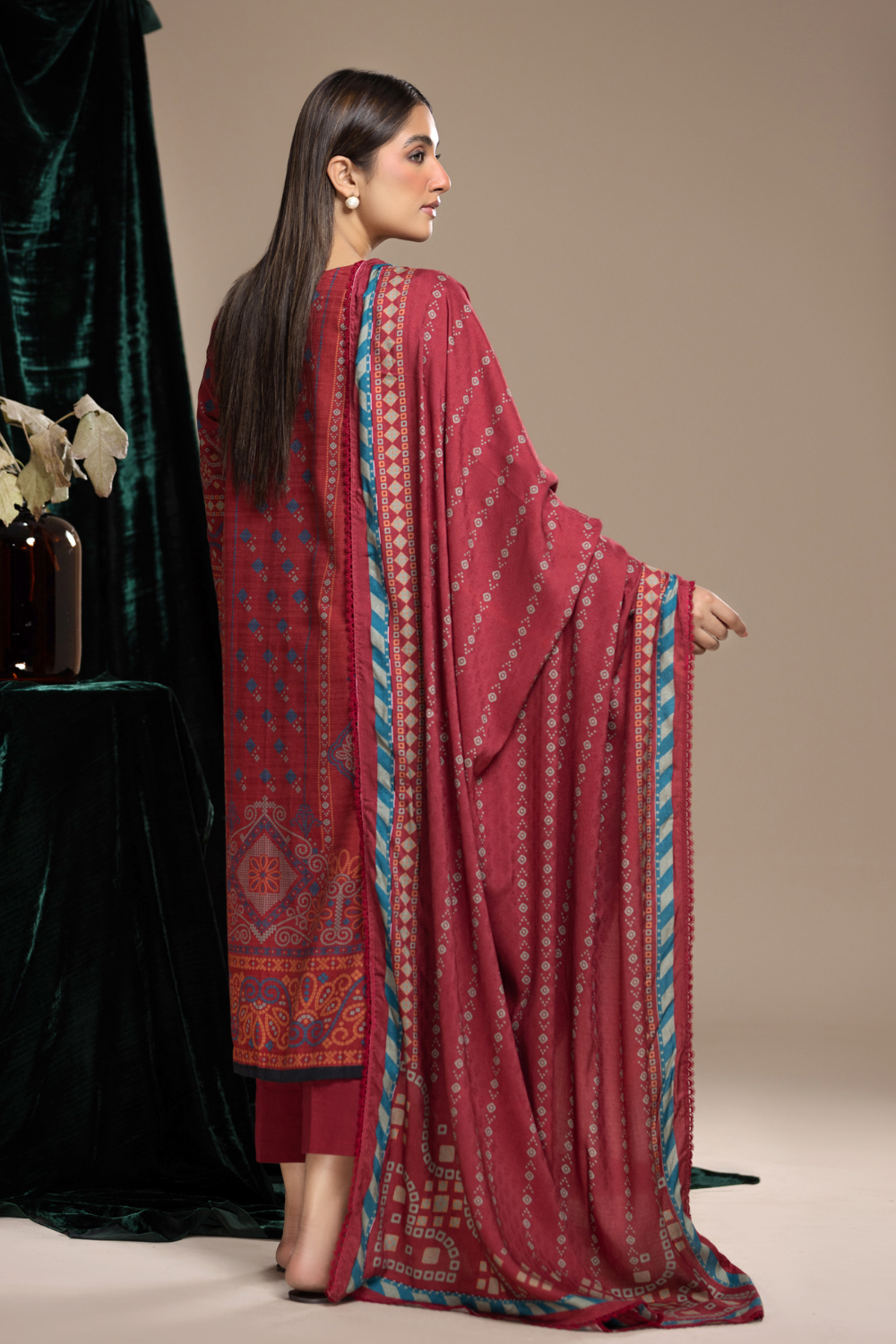 3 PC Unstitched | Khaddar Printed Suit