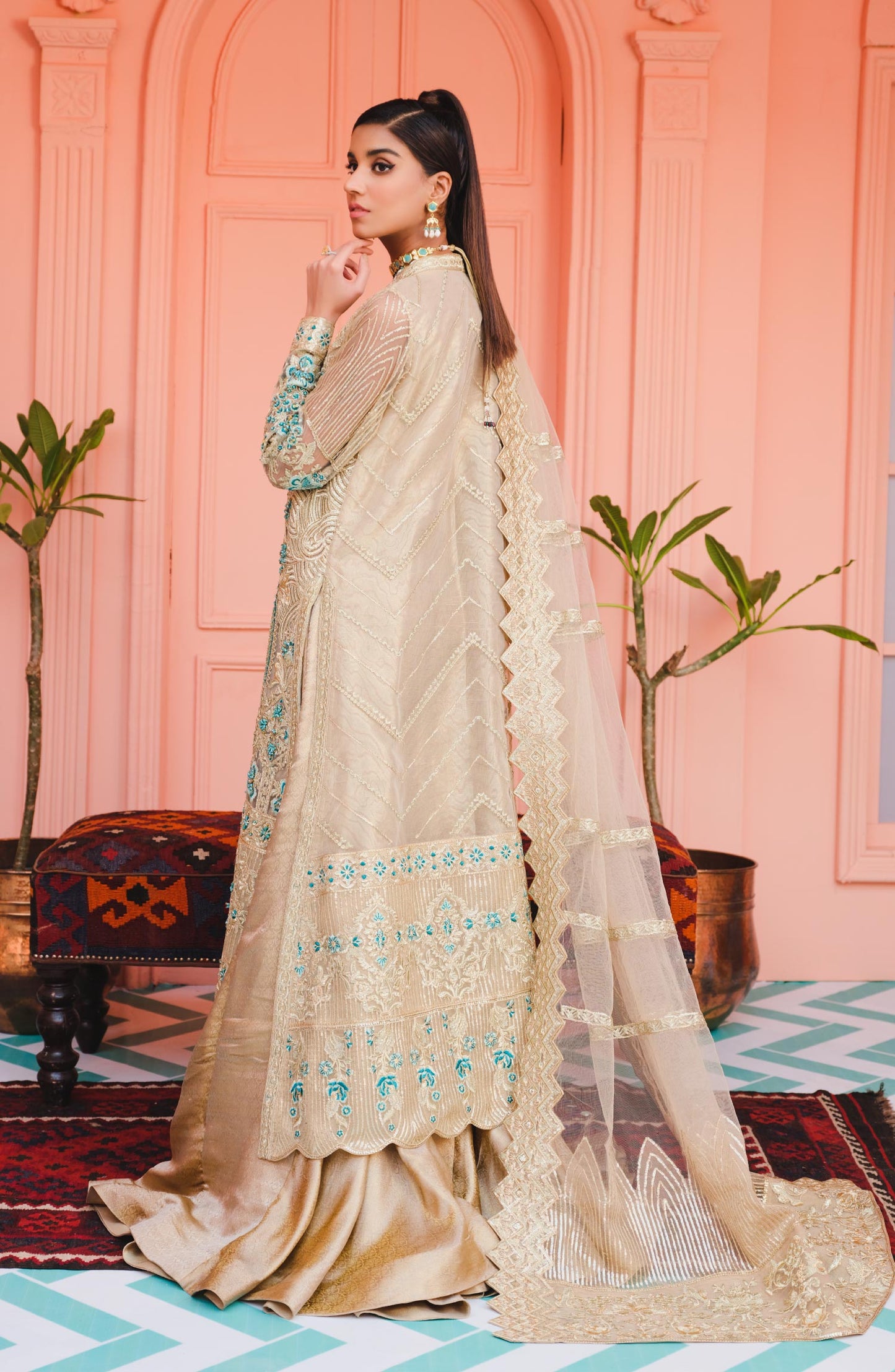 FORMAL DRESS - DRAMATIC-SILHOUETTE (QFG-0016)