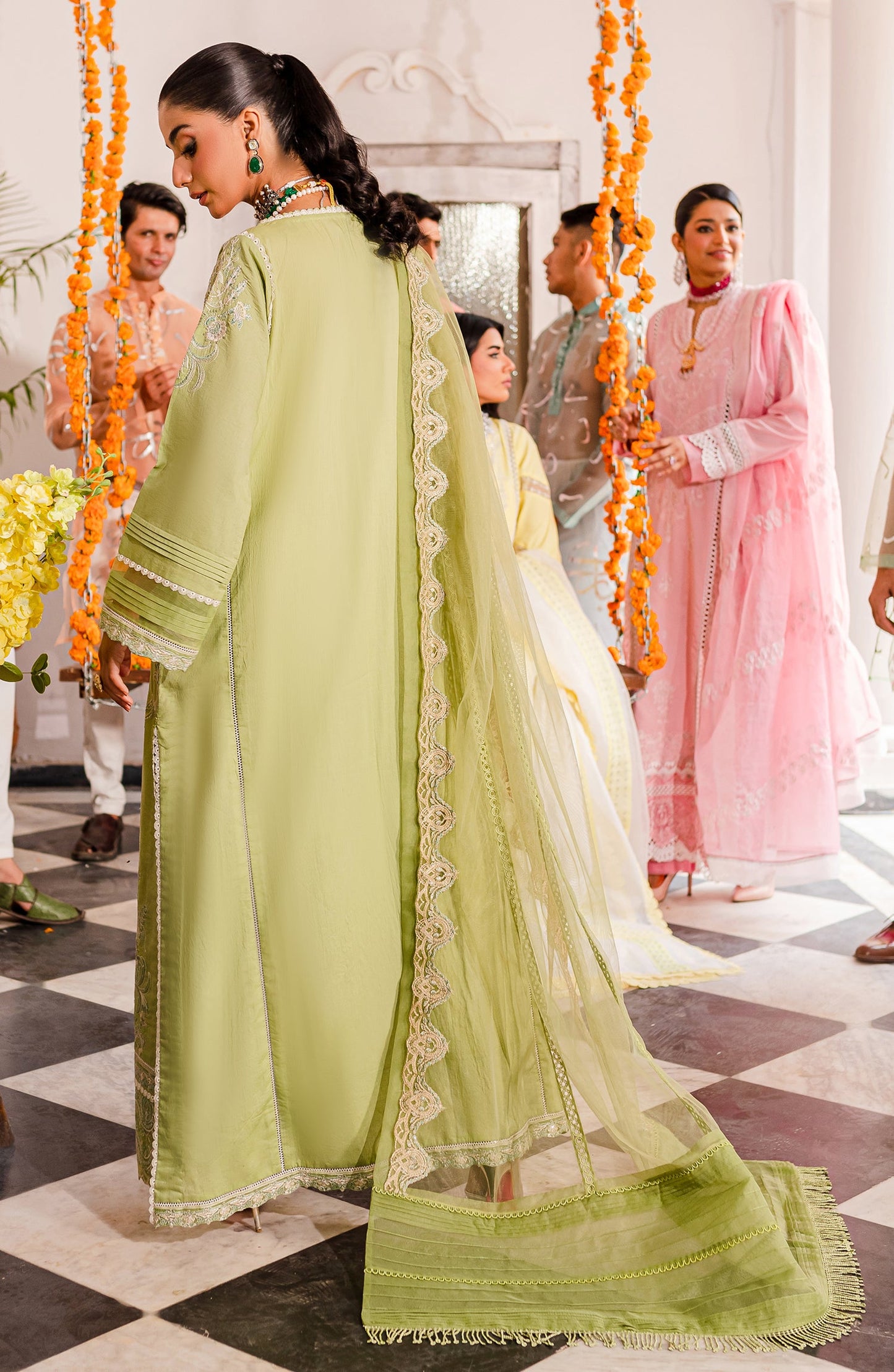 Luxury Lawn - Fashion City (MLFD-134) Maryum N Maria