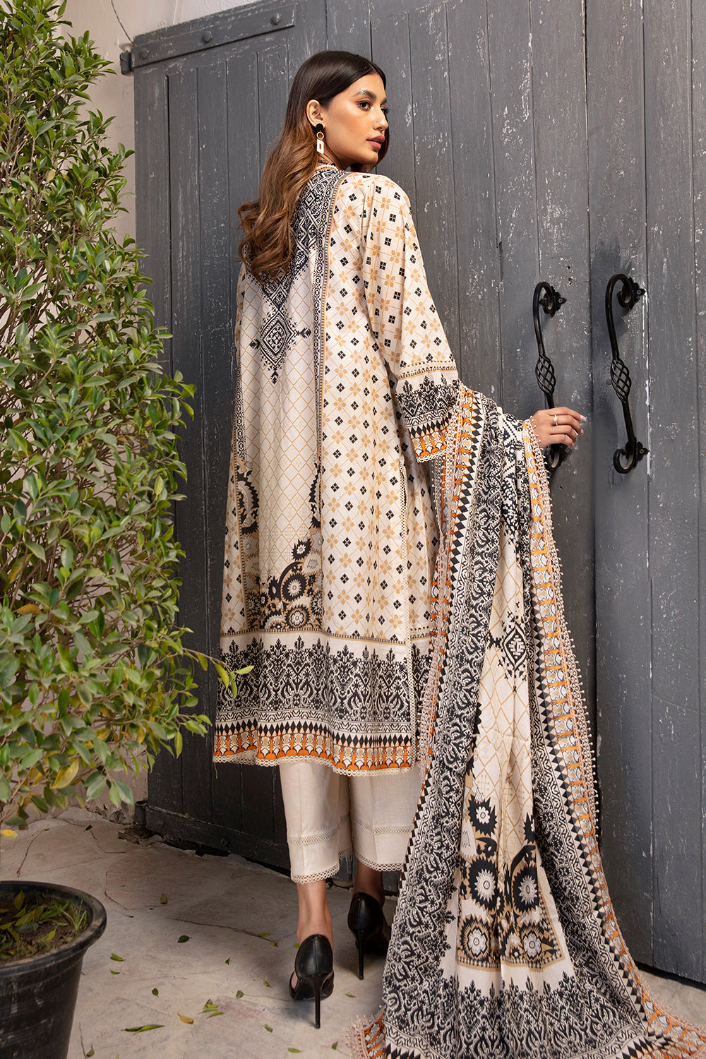 3 PC Unstitched | Printed Shirt + Printed Dupatta + Dyed Trouser