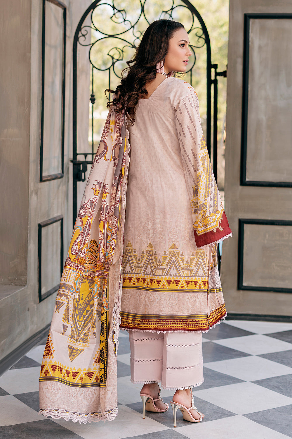 3 PC Unstitched Lawn Suit