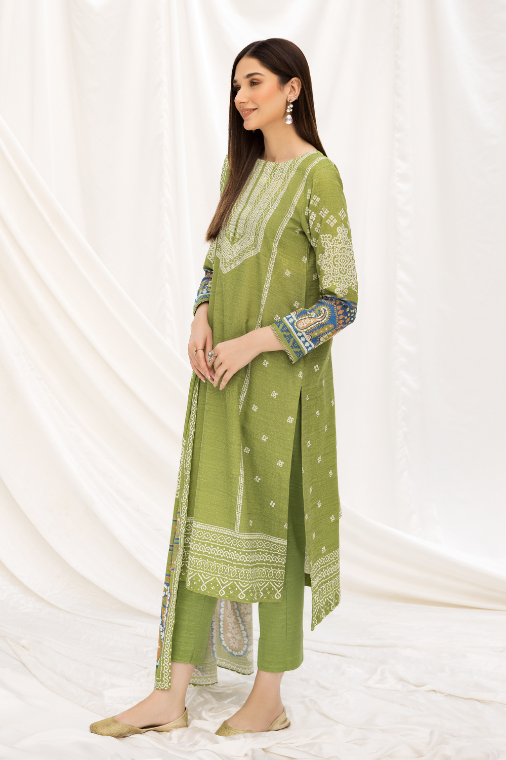 2 PC Unstitched | Khaddar Printed Shirt + Dupatta
