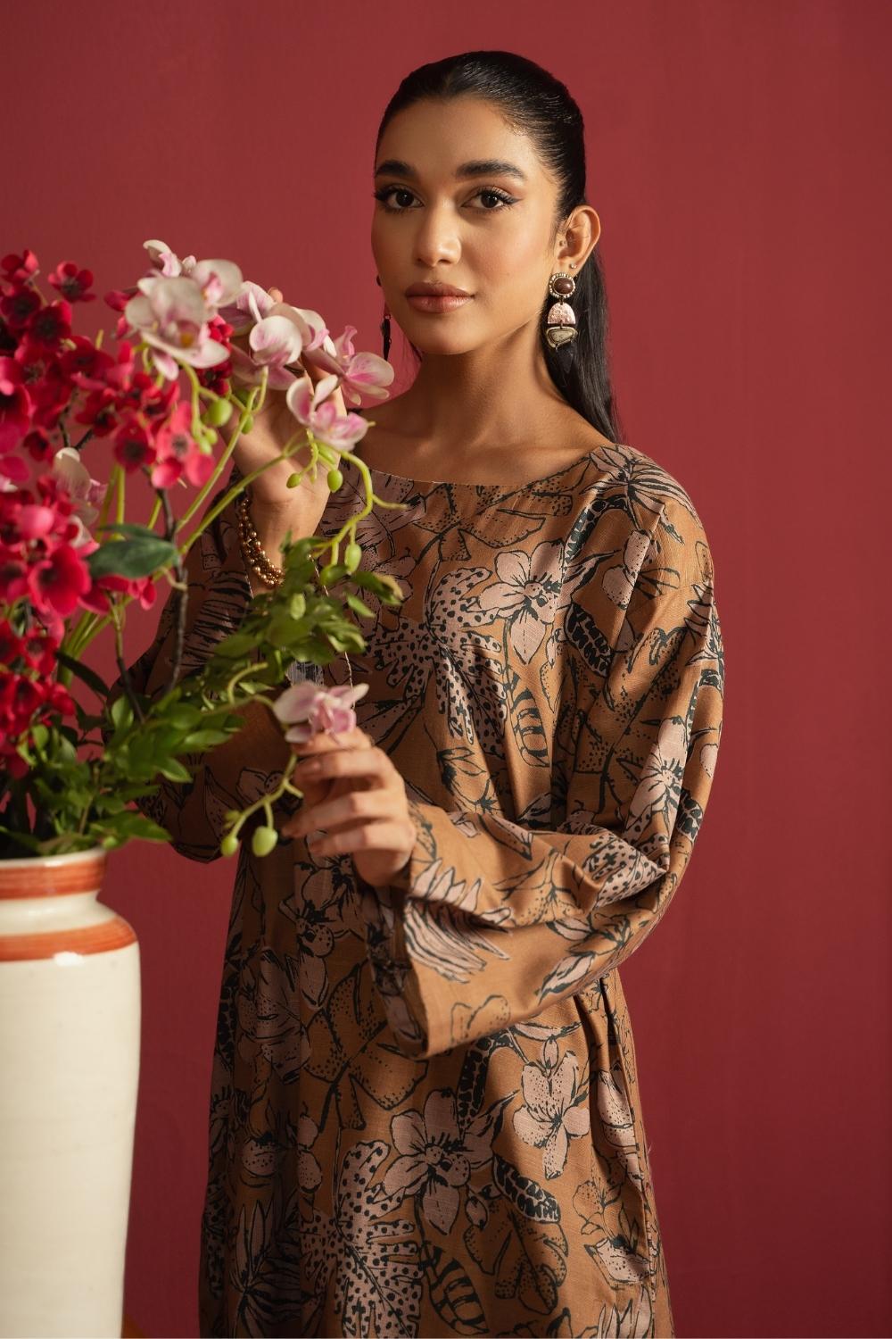 2PC Unstitched |Printed Khaddar Shirt + Trouser