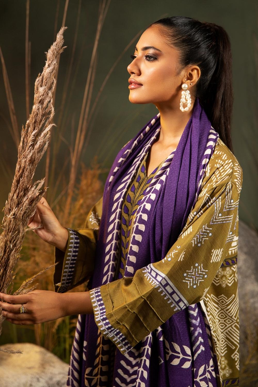 3PC Unstitched |Printed Khaddar Shirt+ Viscose Shawl + Trouser