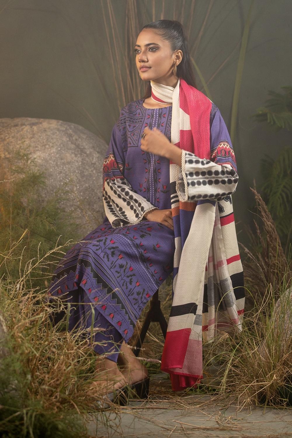 3PC Unstitched |Printed Khaddar Shirt+ Viscose Shawl + Trouser