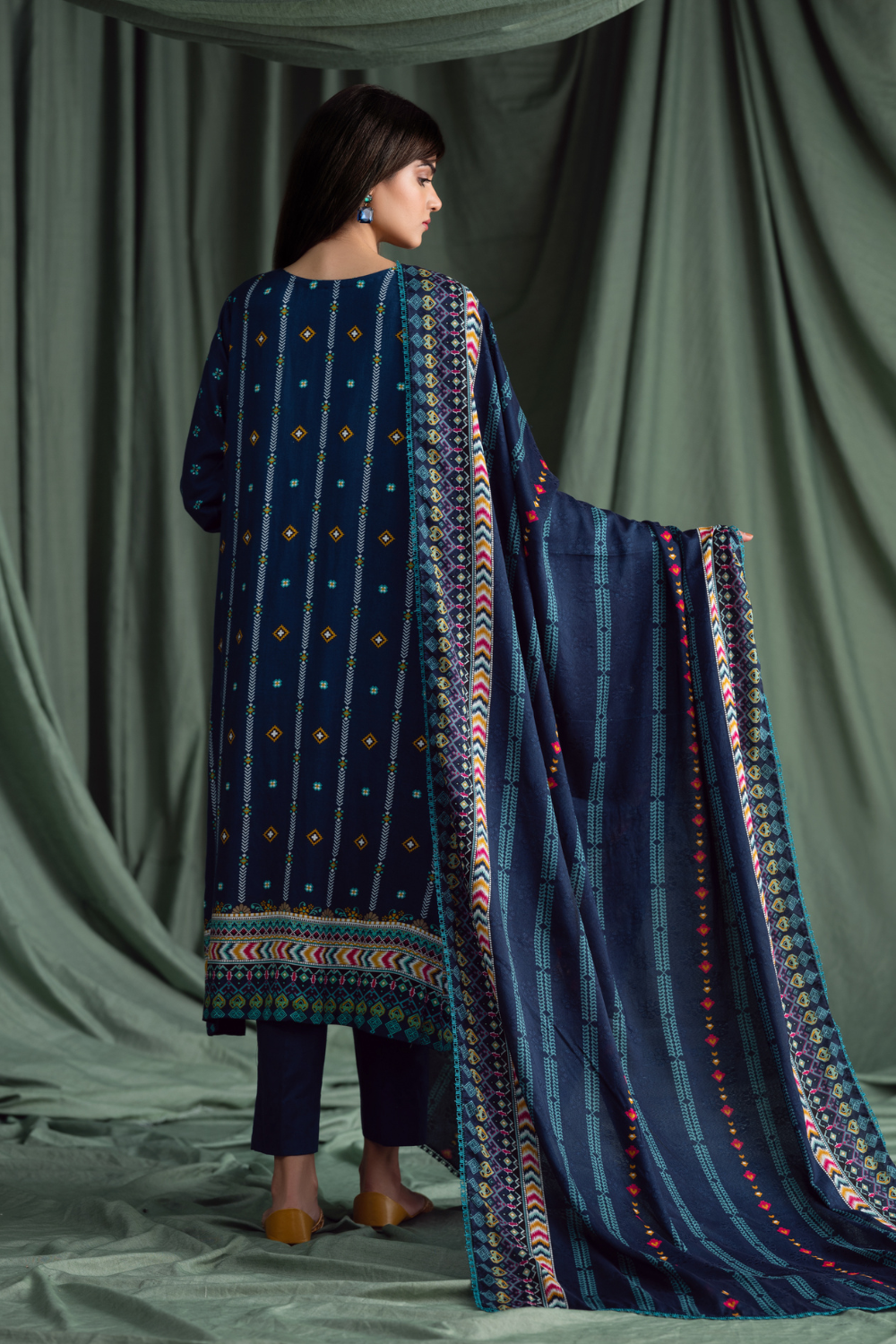 3PC Unstitched | Printed Linen Suit | Jacquard Dupatta