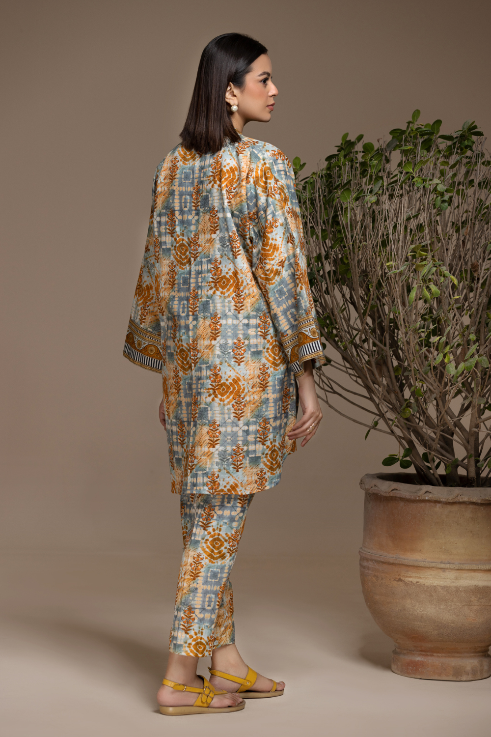 2 PC Stitched | Khaddar Printed Shirt + Trouser