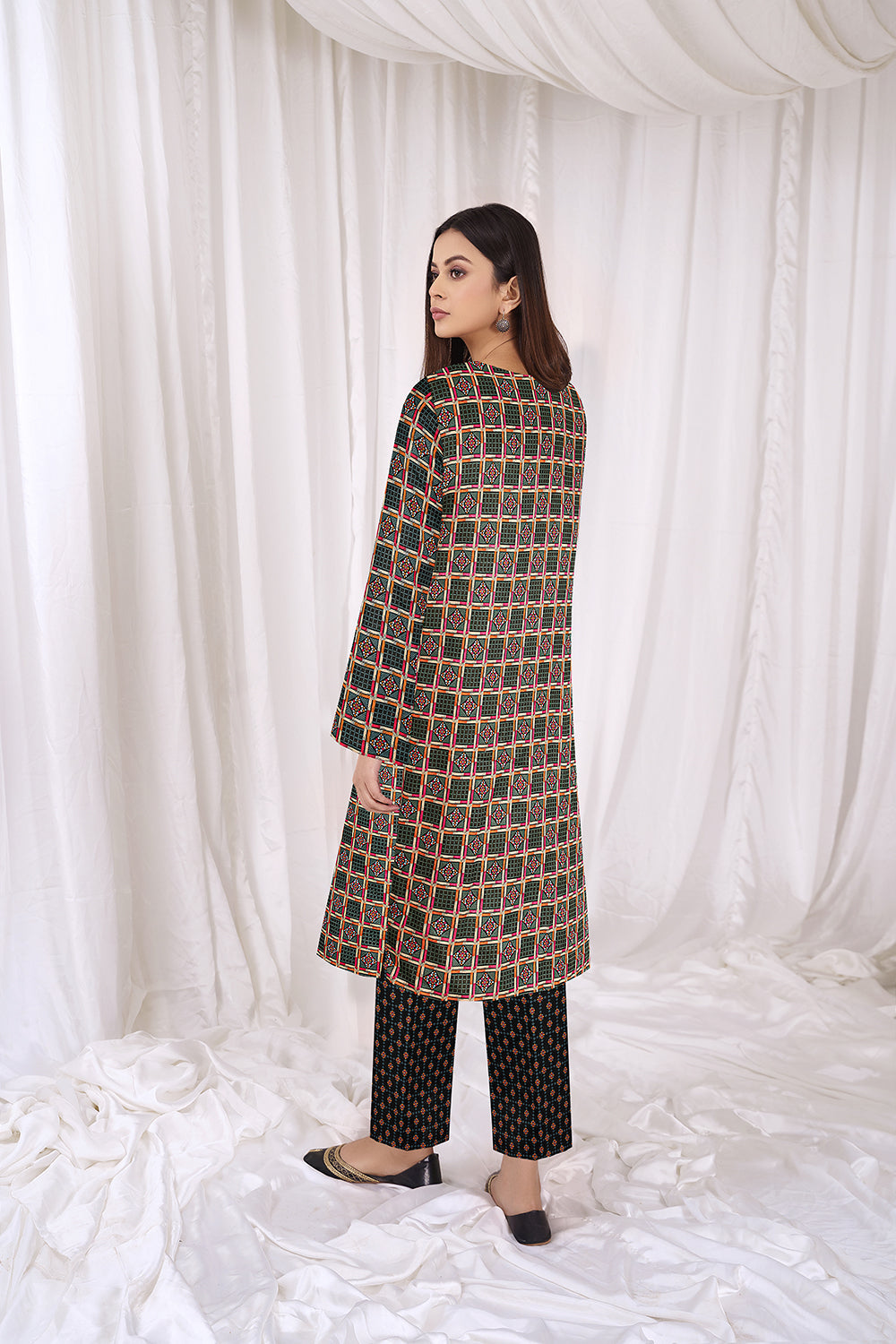 2 PC Unstitched | Printed Lawn Shirt + Trouser