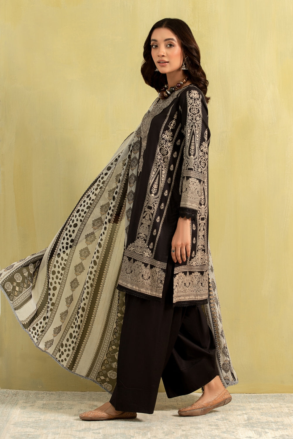 3PC Unstitched | Paste Printed Lawn Shirt + Chiffon Dupatta+Trouser